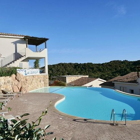 Residence Con Piscina A 4 Km Da Baja Sardinia Cala Bitta Extérieur photo